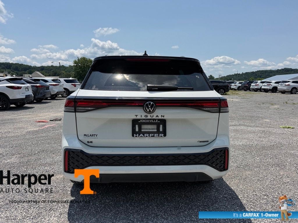 2025 Volkswagen Tiguan 2.0T SE R-Line Black