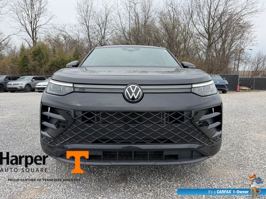 2025 Volkswagen Tiguan 2.0T SE R-Line Black