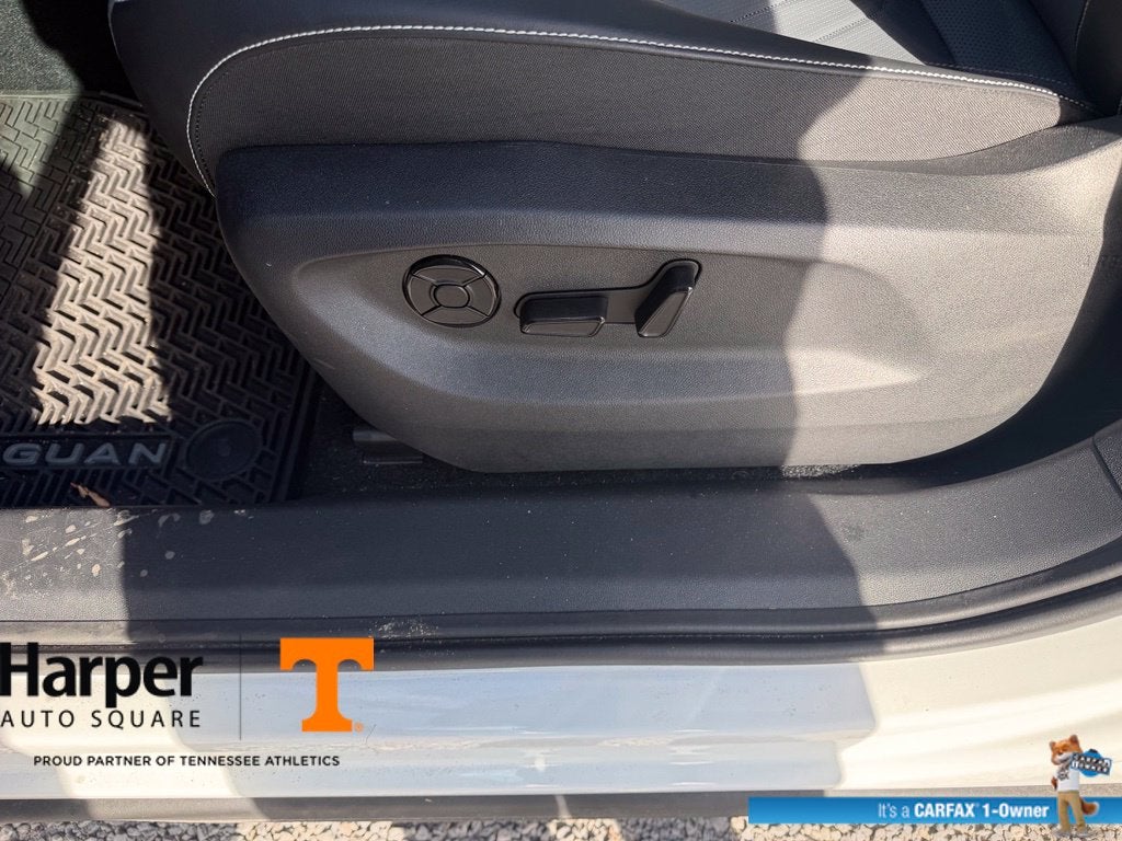 2025 Volkswagen Tiguan 2.0T SE R-Line Black
