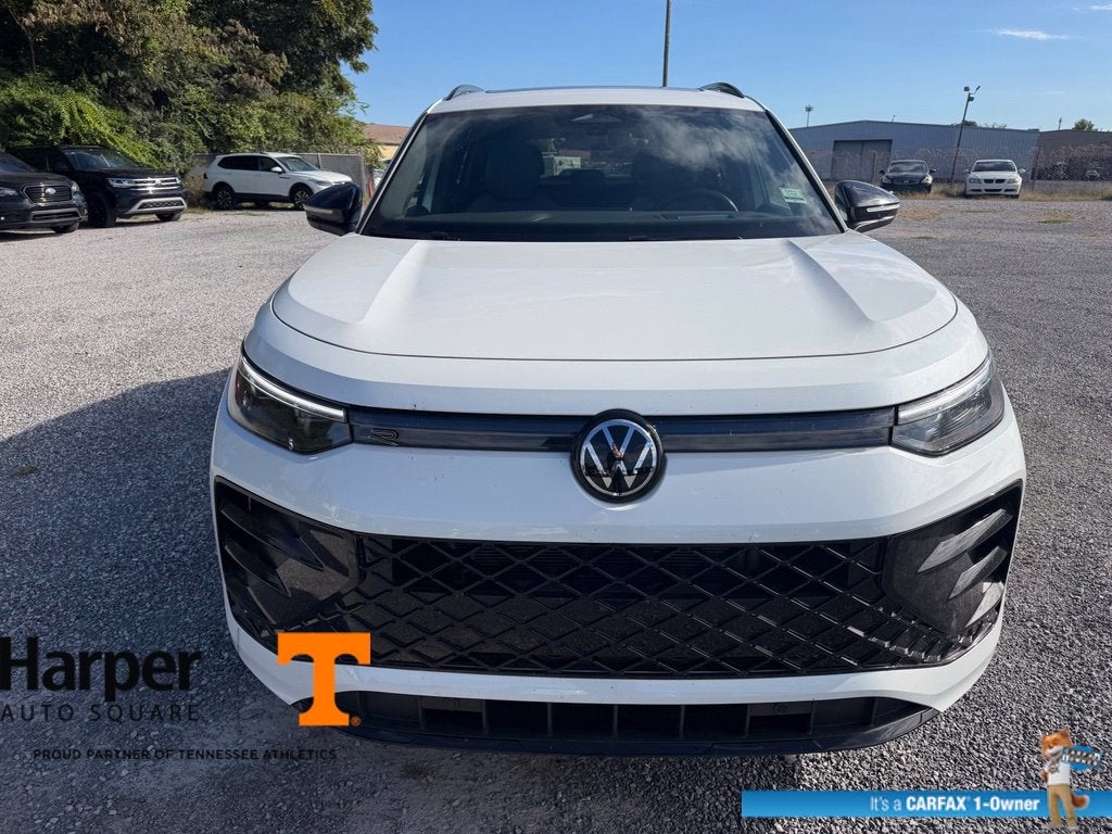 2025 Volkswagen Tiguan 2.0T SE R-Line Black