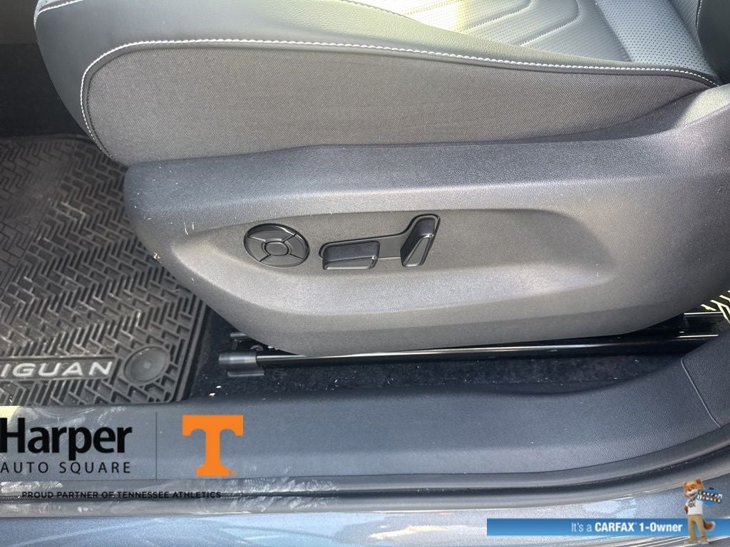 2025 Volkswagen Tiguan 2.0T SE R-Line Black