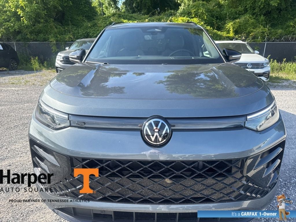 2025 Volkswagen Tiguan 2.0T SE R-Line Black