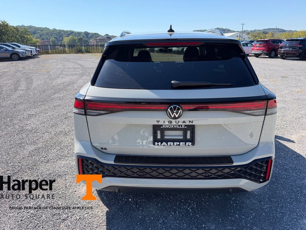2025 Volkswagen Tiguan 2.0T SE R-Line Black