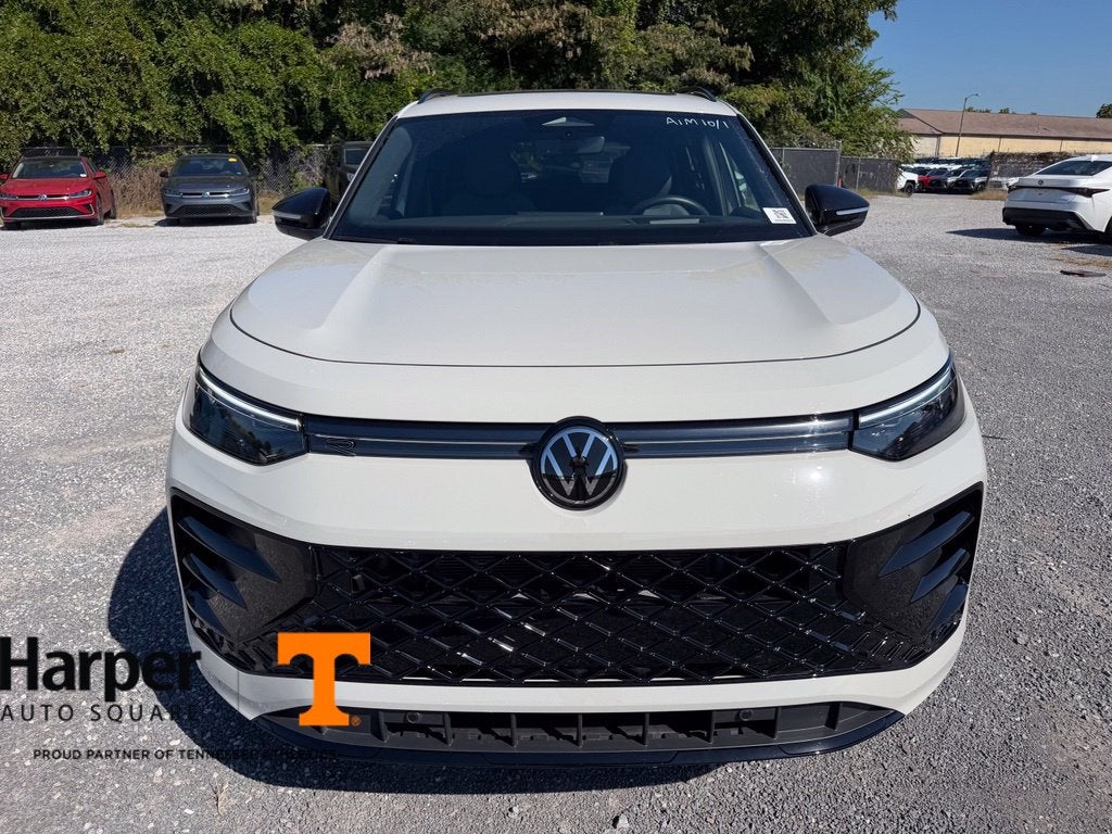 2025 Volkswagen Tiguan 2.0T SE R-Line Black