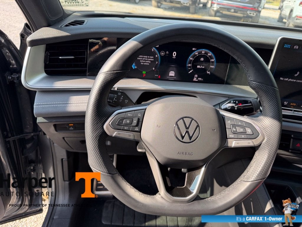 2025 Volkswagen Tiguan 2.0T SE R-Line Black
