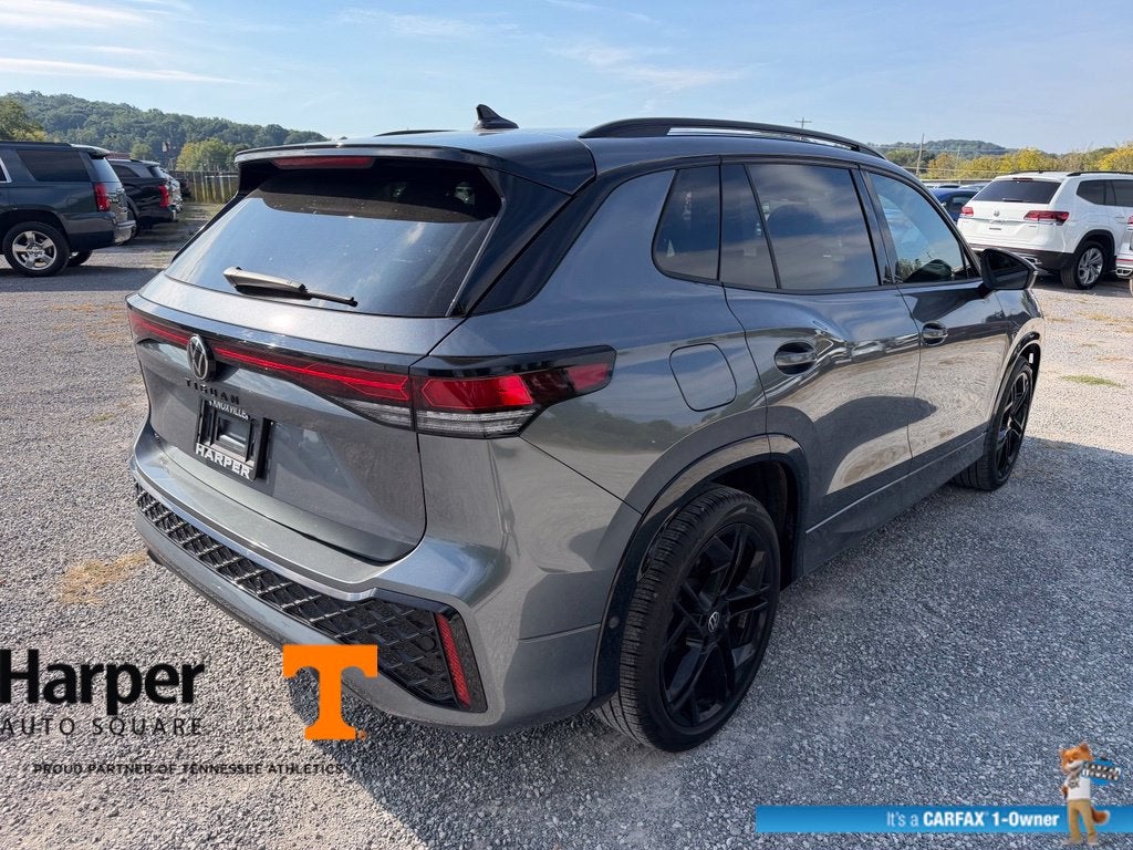 2025 Volkswagen Tiguan 2.0T SE R-Line Black