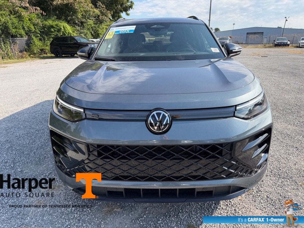 2025 Volkswagen Tiguan 2.0T SE R-Line Black