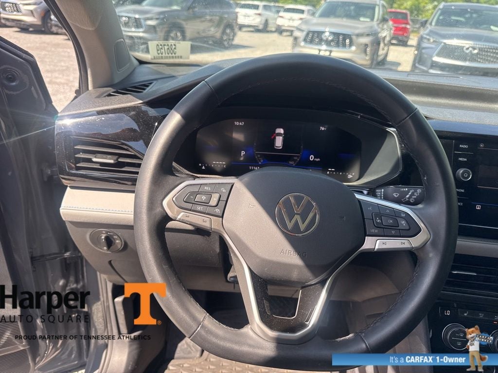 2024 Volkswagen Taos 1.5T SE Black