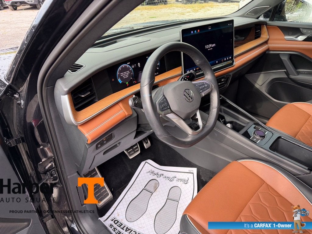 2025 Volkswagen Tiguan 2.0T SEL R-Line