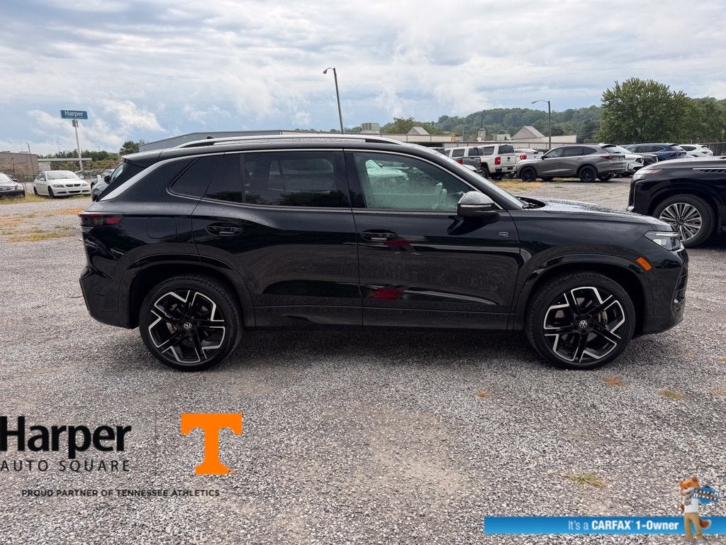 2025 Volkswagen Tiguan 2.0T SEL R-Line