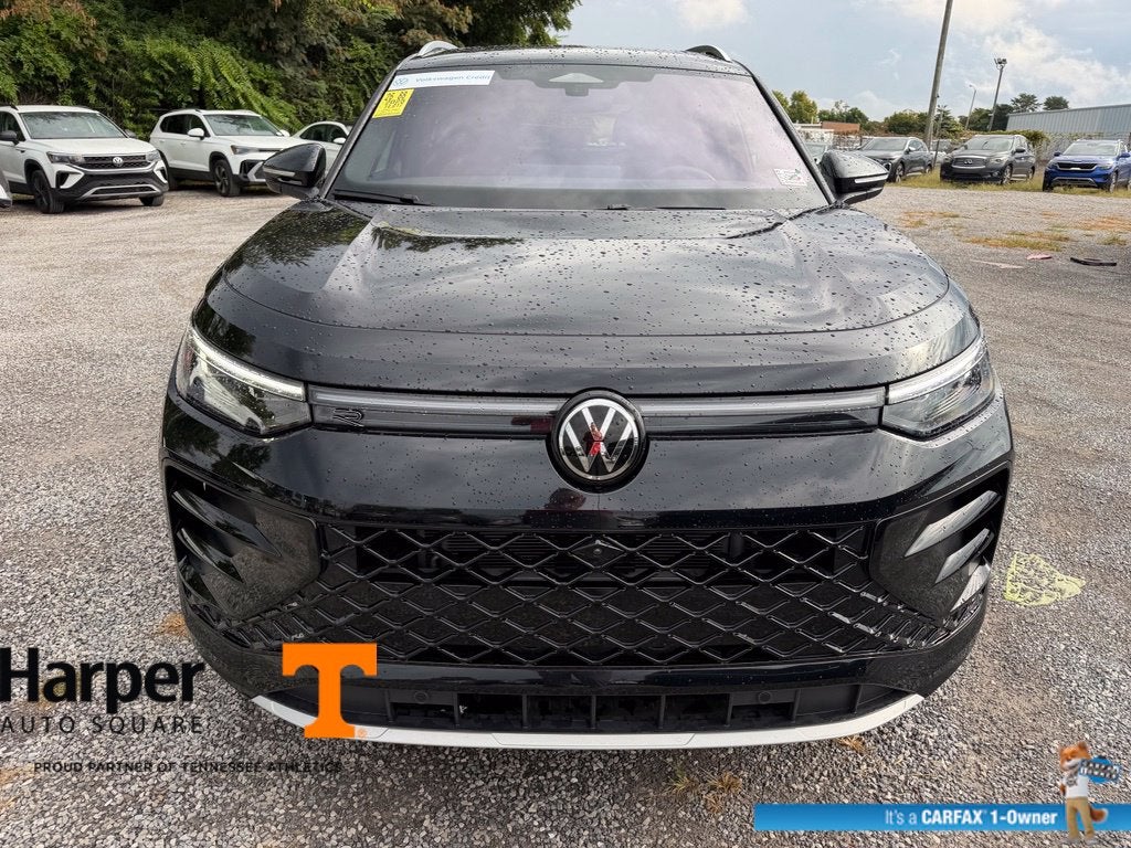 2025 Volkswagen Tiguan 2.0T SEL R-Line