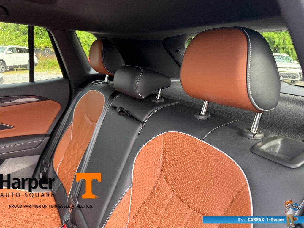 2025 Volkswagen Tiguan 2.0T SEL R-Line