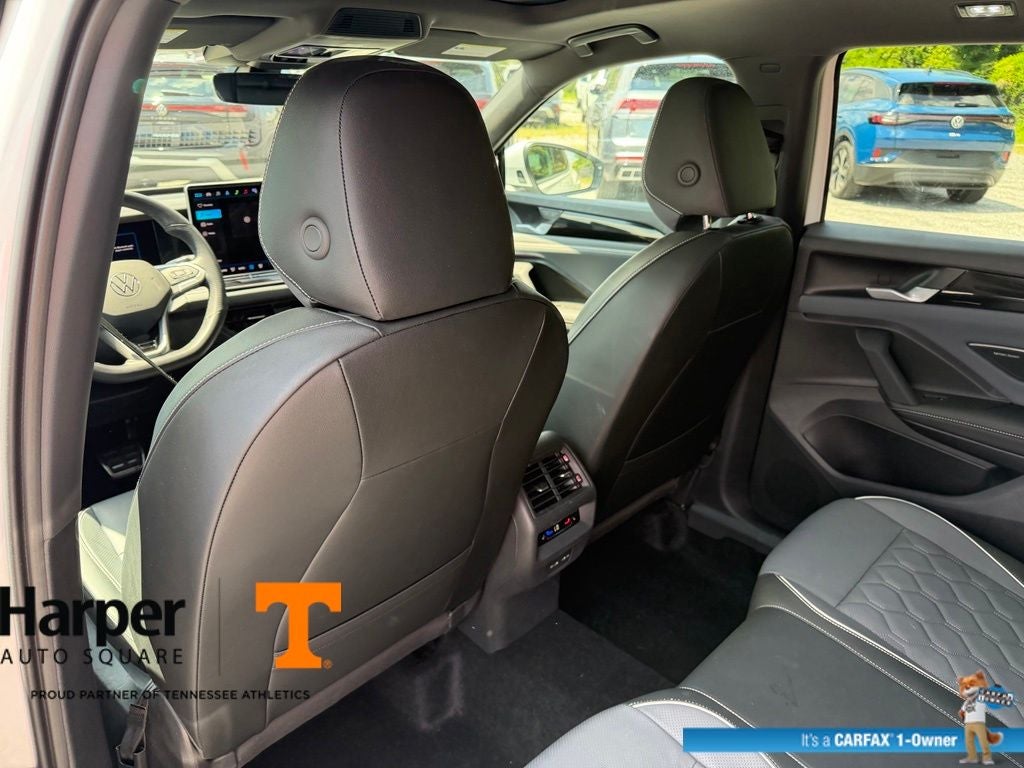 2025 Volkswagen Tiguan 2.0T SEL R-Line