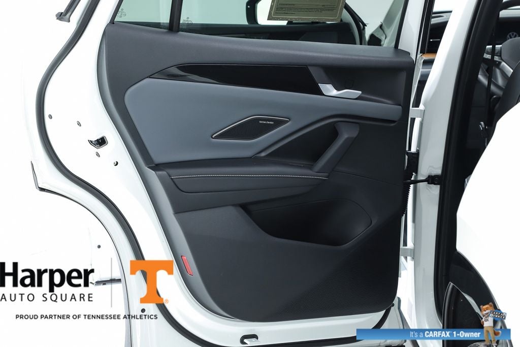 2025 Volkswagen Tiguan 2.0T SEL R-Line