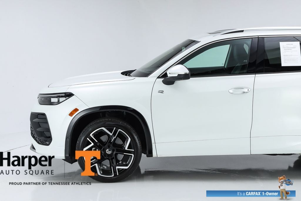 2025 Volkswagen Tiguan 2.0T SEL R-Line