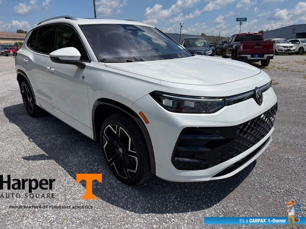 2025 Volkswagen Tiguan 2.0T SEL R-Line