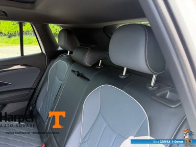 2025 Volkswagen Tiguan 2.0T SEL R-Line