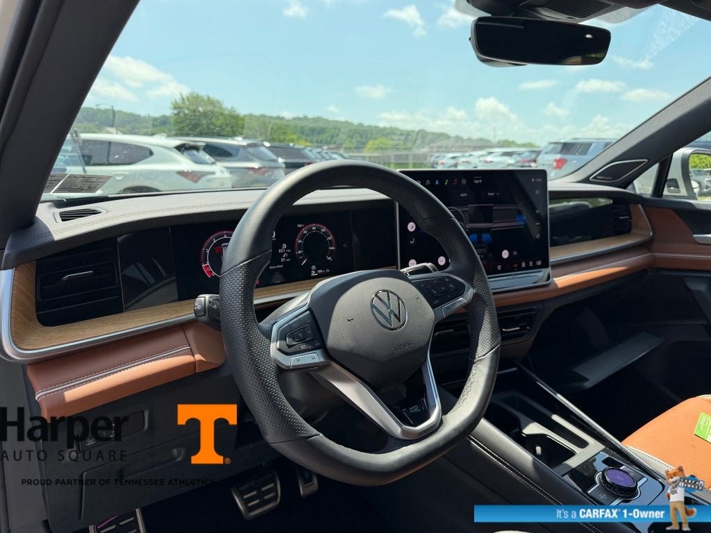 2025 Volkswagen Tiguan 2.0T SEL R-Line