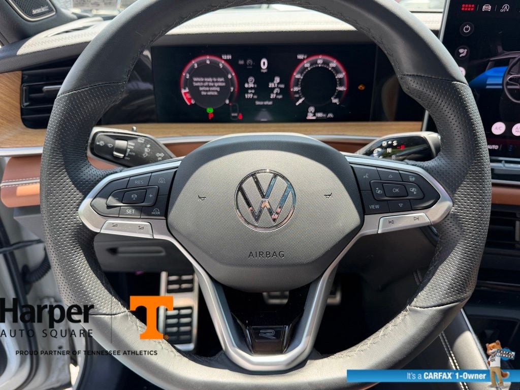 2025 Volkswagen Tiguan 2.0T SEL R-Line