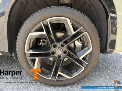 2025 Volkswagen Tiguan 2.0T SEL R-Line