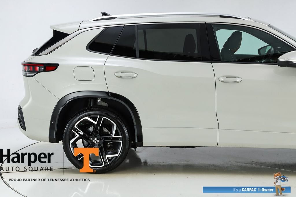 2025 Volkswagen Tiguan 2.0T SEL R-Line