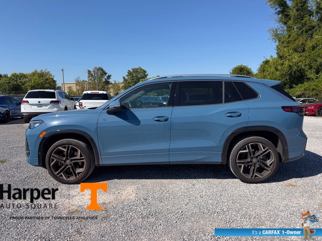 2025 Volkswagen Tiguan 2.0T SEL R-Line