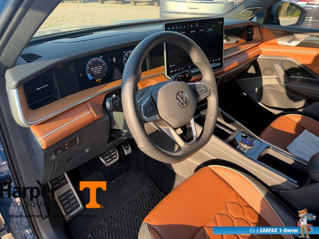 2025 Volkswagen Tiguan 2.0T SEL R-Line