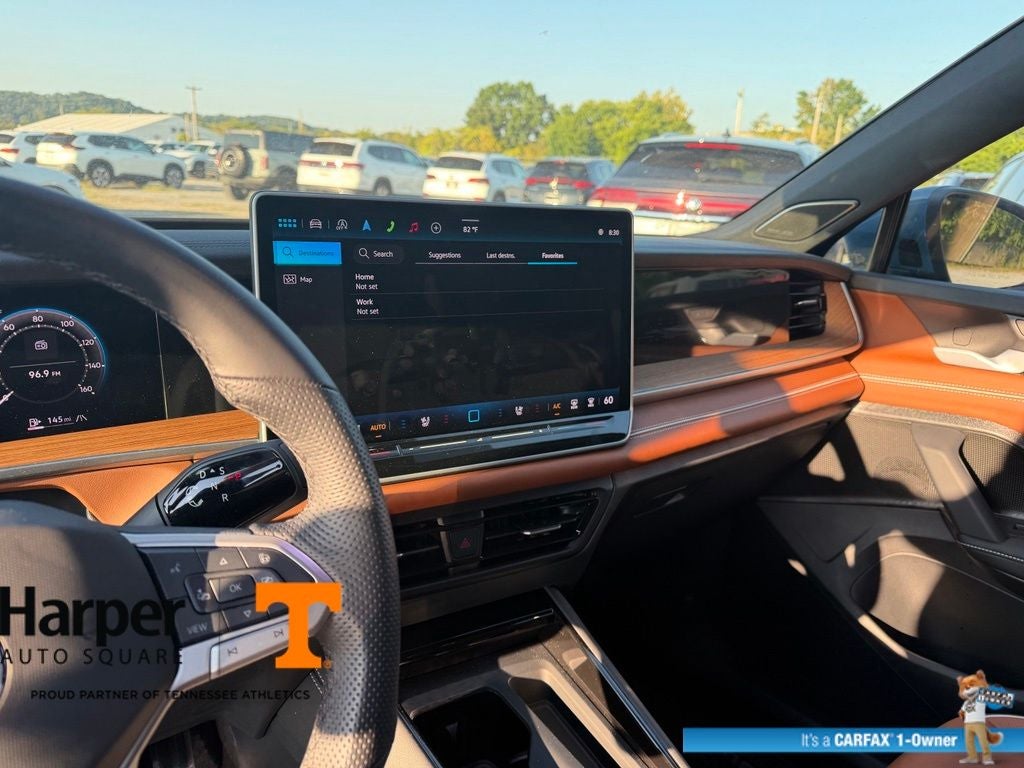 2025 Volkswagen Tiguan 2.0T SEL R-Line