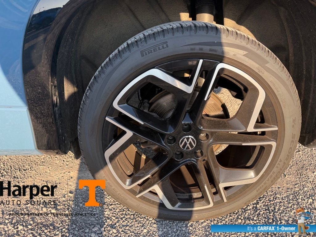2025 Volkswagen Tiguan 2.0T SEL R-Line