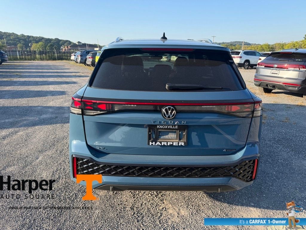 2025 Volkswagen Tiguan 2.0T SEL R-Line