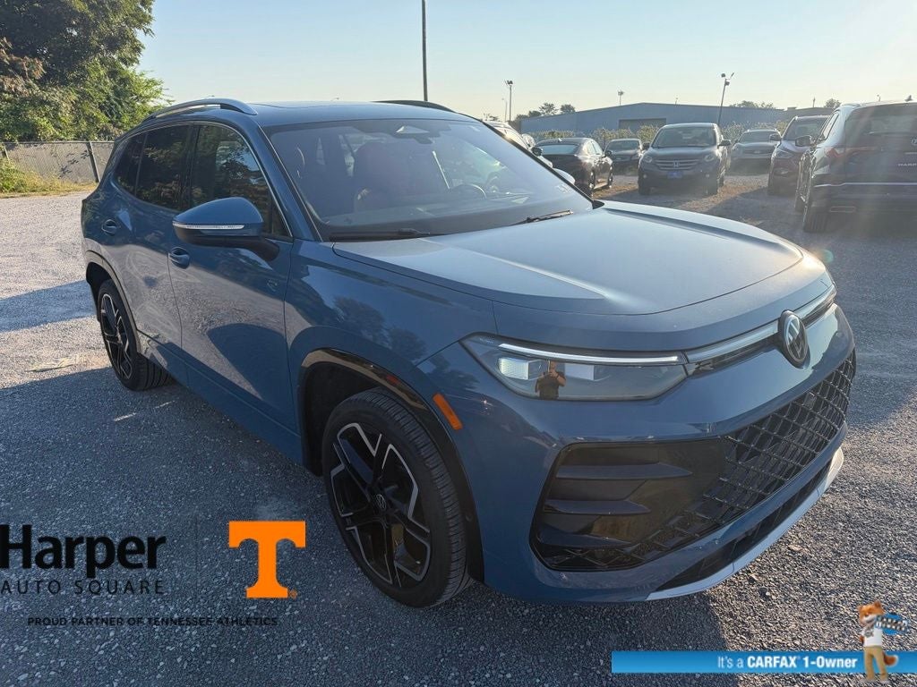 2025 Volkswagen Tiguan 2.0T SEL R-Line