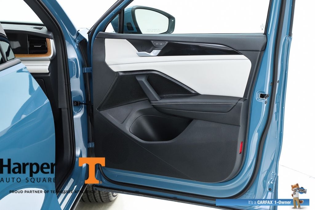 2025 Volkswagen Tiguan 2.0T SEL R-Line
