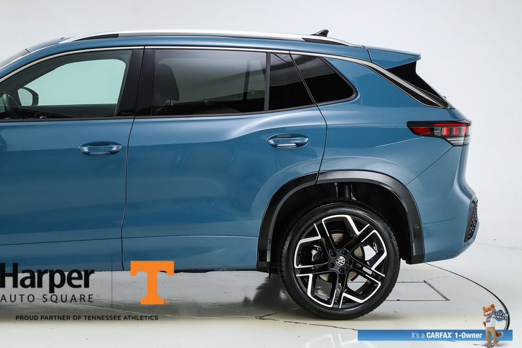2025 Volkswagen Tiguan 2.0T SEL R-Line