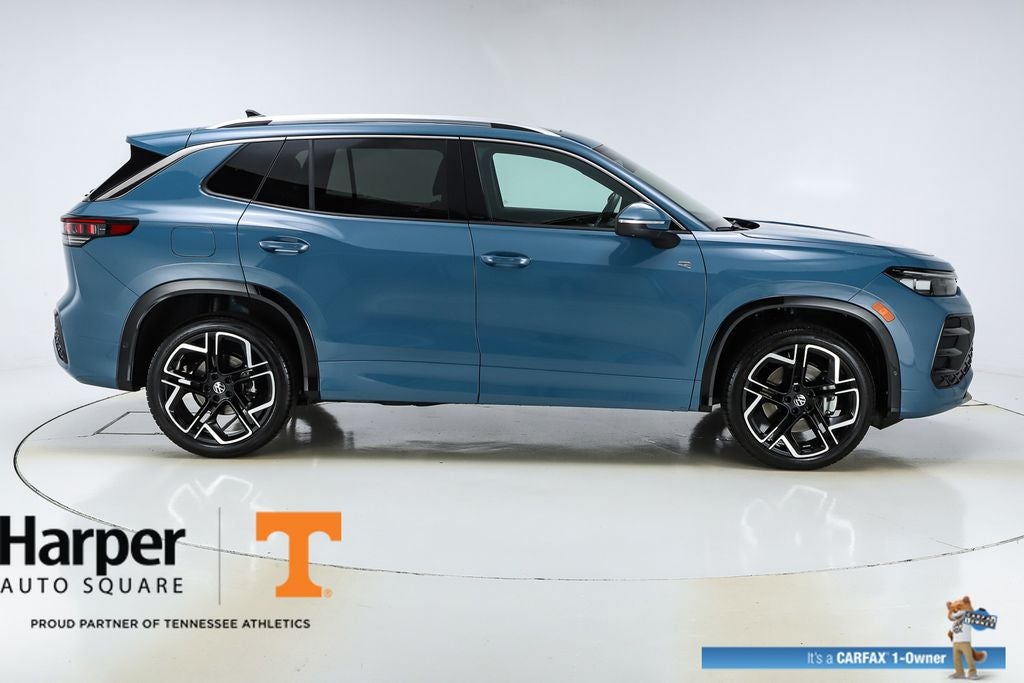 2025 Volkswagen Tiguan 2.0T SEL R-Line