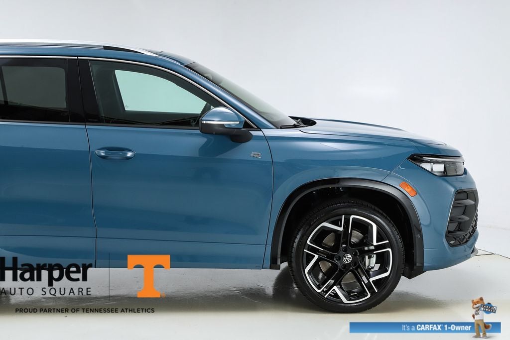 2025 Volkswagen Tiguan 2.0T SEL R-Line