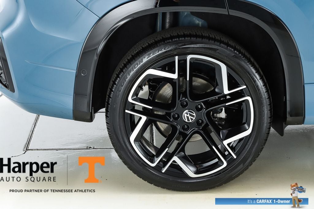 2025 Volkswagen Tiguan 2.0T SEL R-Line