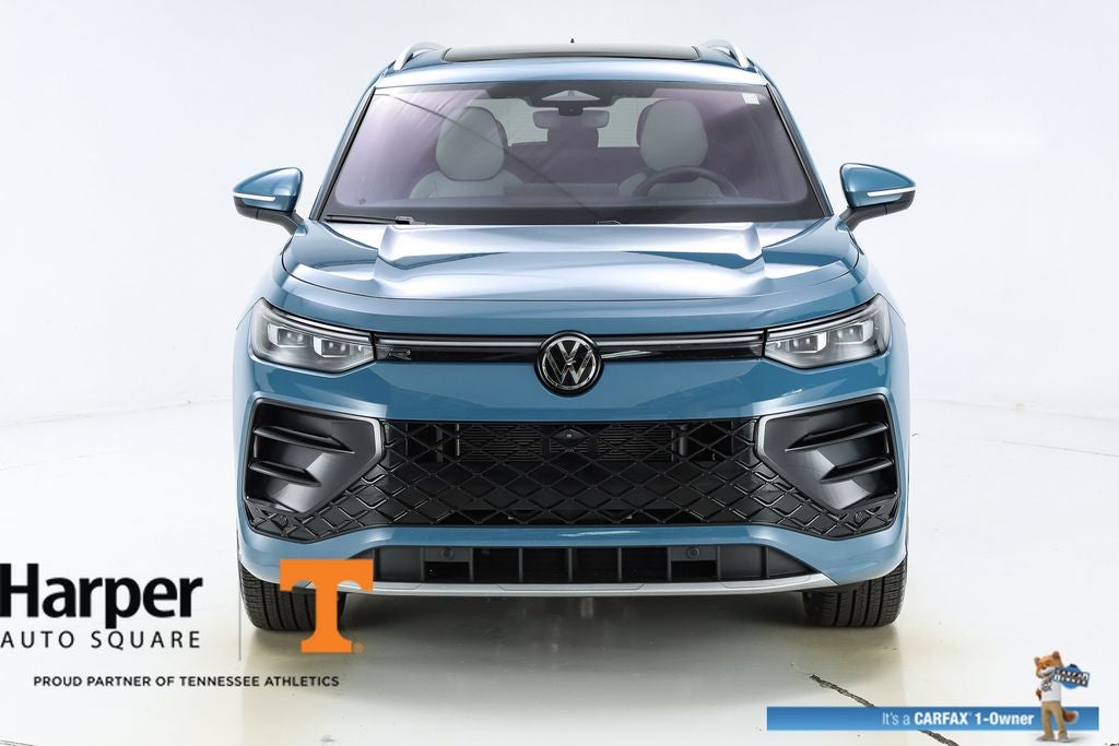 2025 Volkswagen Tiguan 2.0T SEL R-Line