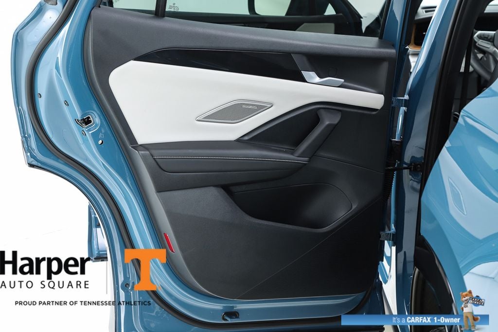 2025 Volkswagen Tiguan 2.0T SEL R-Line
