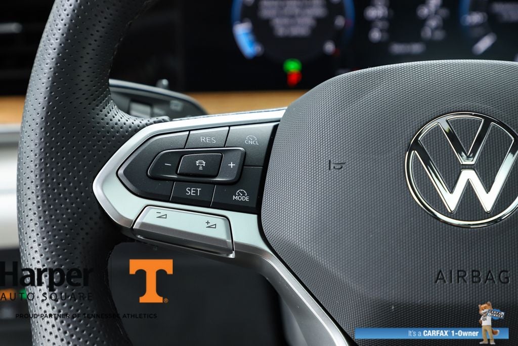 2025 Volkswagen Tiguan 2.0T SEL R-Line