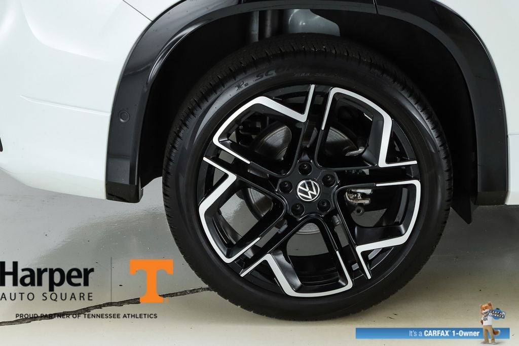 2025 Volkswagen Tiguan 2.0T SEL R-Line