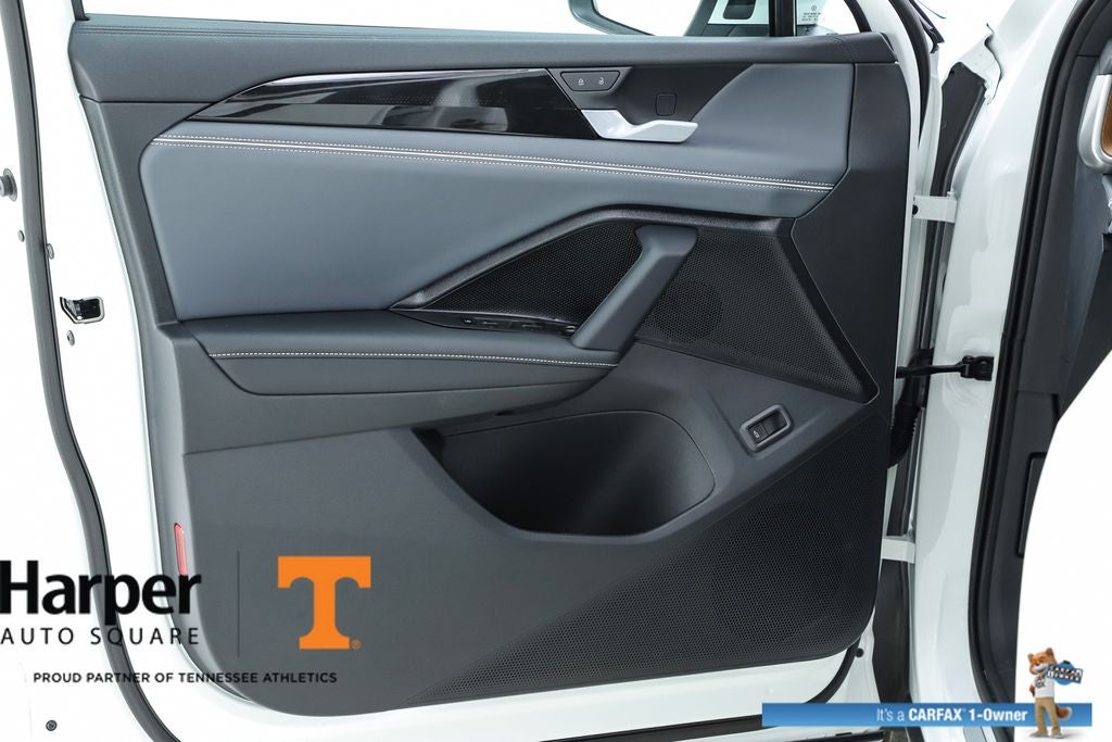 2025 Volkswagen Tiguan 2.0T SEL R-Line