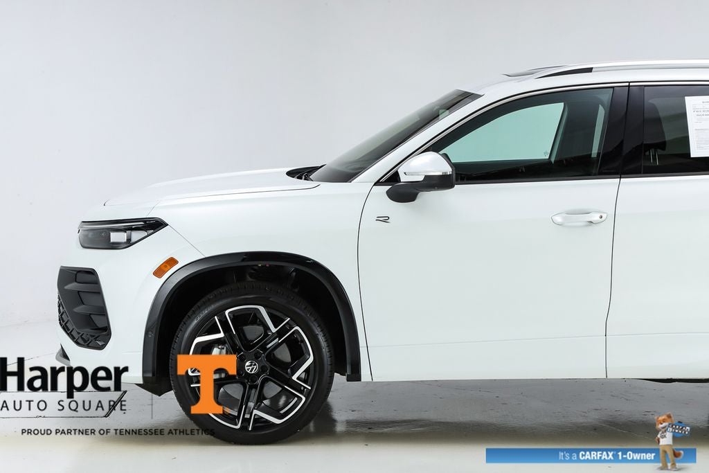 2025 Volkswagen Tiguan 2.0T SEL R-Line