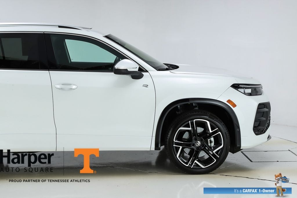 2025 Volkswagen Tiguan 2.0T SEL R-Line