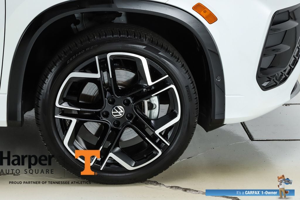 2025 Volkswagen Tiguan 2.0T SEL R-Line