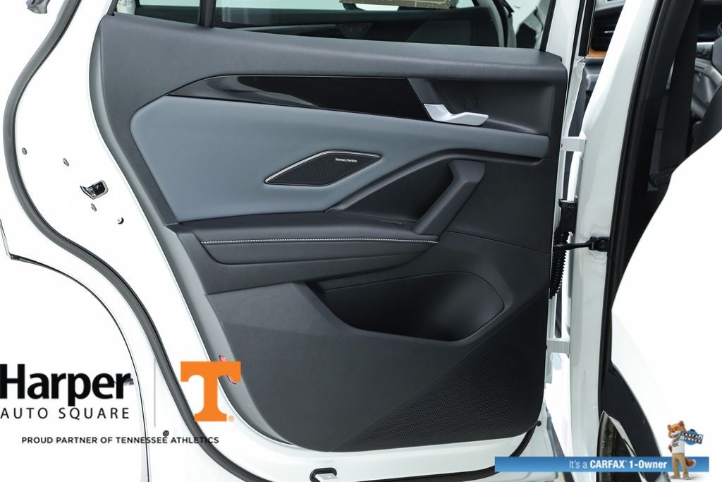 2025 Volkswagen Tiguan 2.0T SEL R-Line