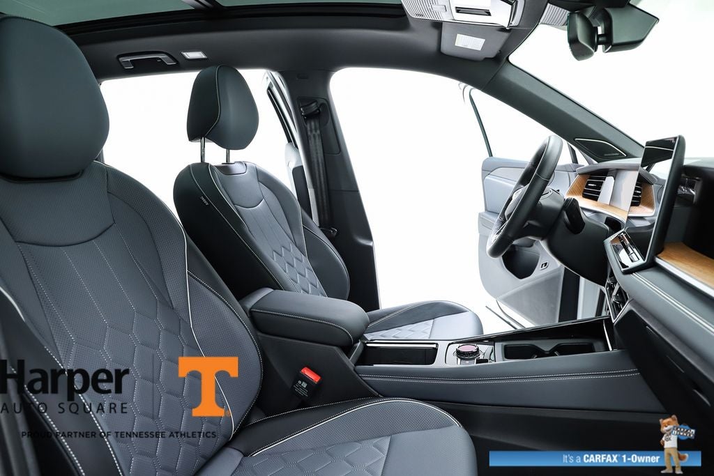 2025 Volkswagen Tiguan 2.0T SEL R-Line