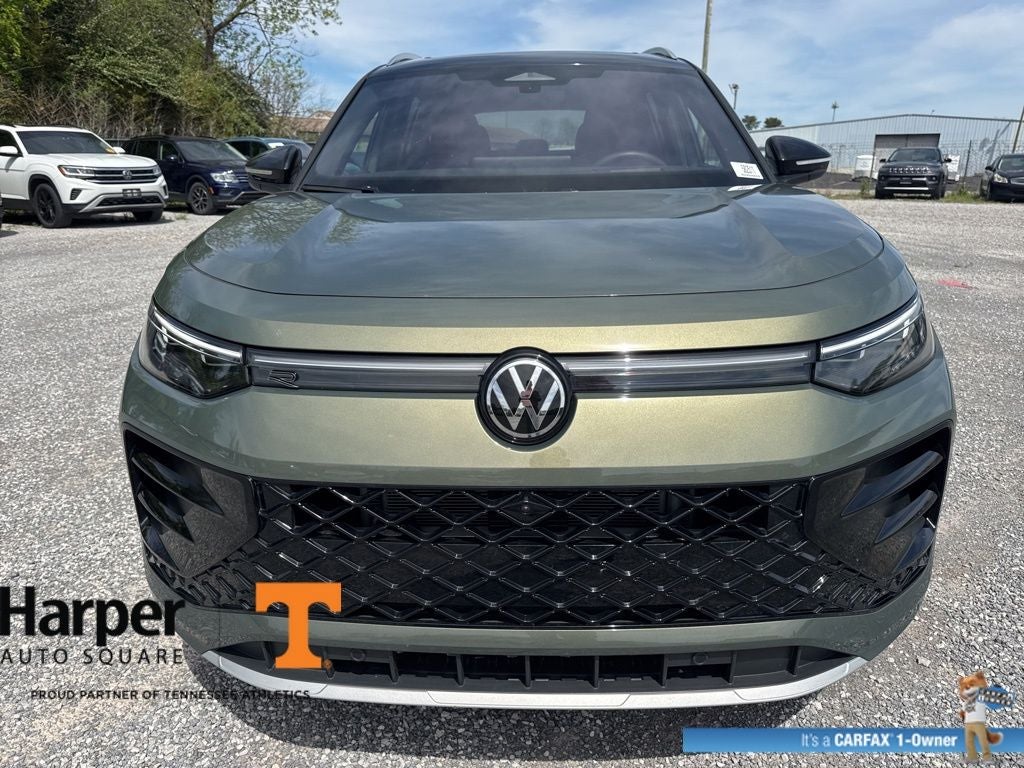2025 Volkswagen Tiguan 2.0T SEL R-Line