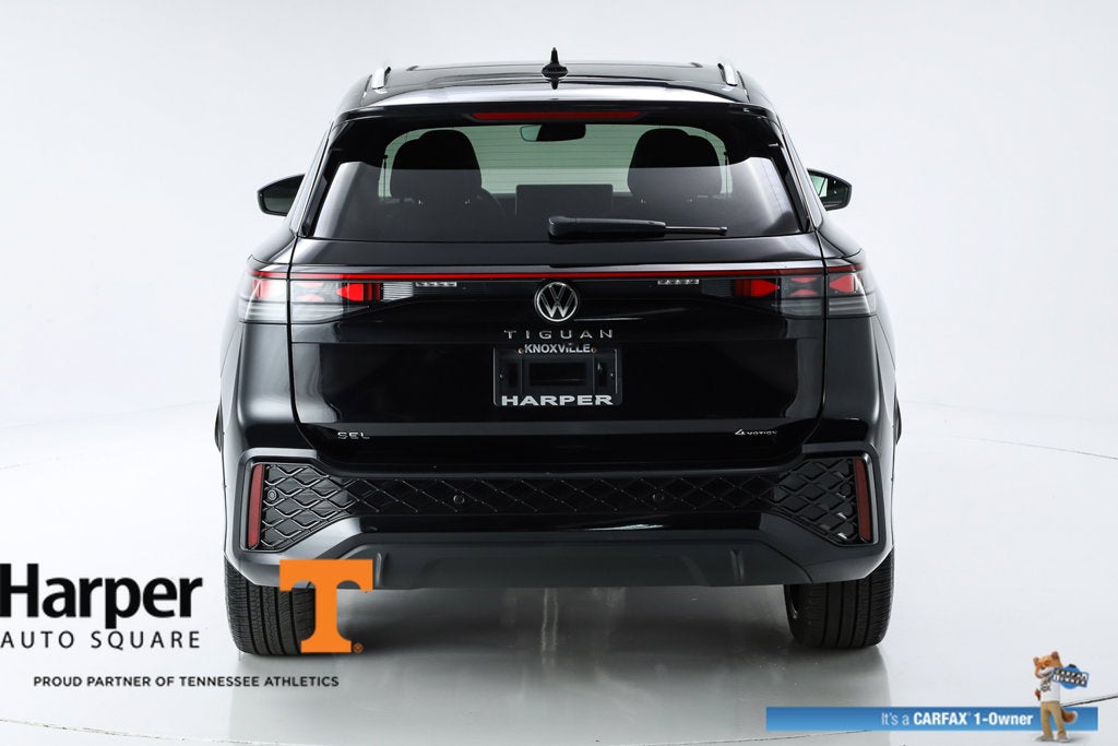 2025 Volkswagen Tiguan 2.0T SEL R-Line