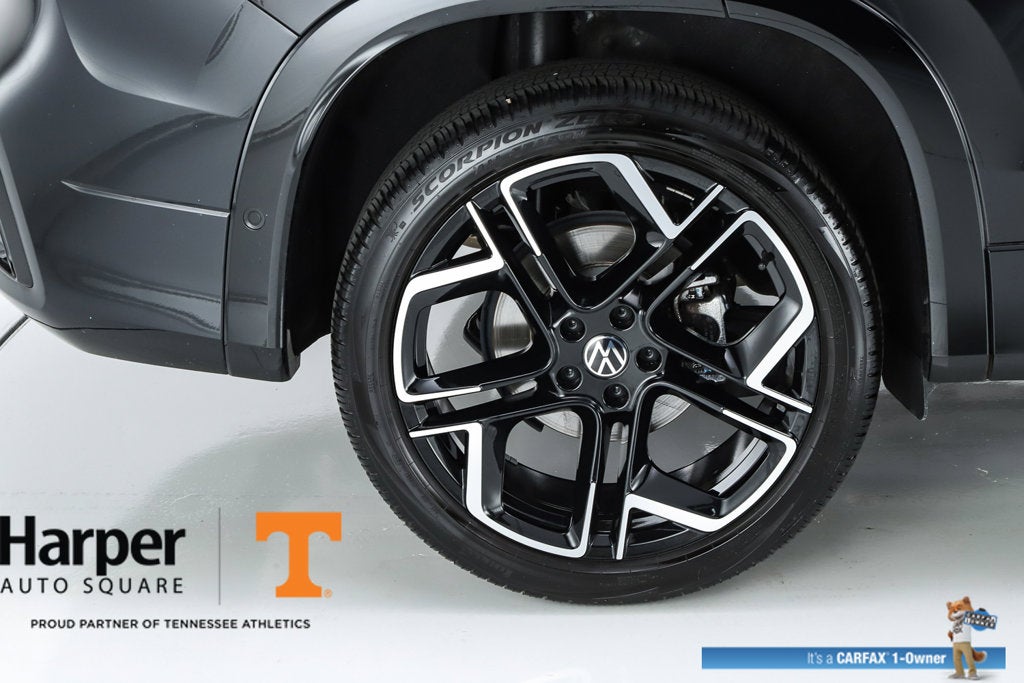 2025 Volkswagen Tiguan 2.0T SEL R-Line