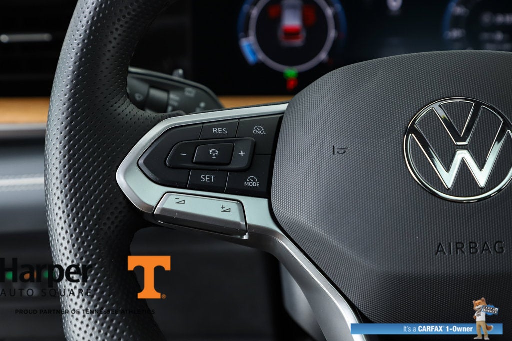 2025 Volkswagen Tiguan 2.0T SEL R-Line